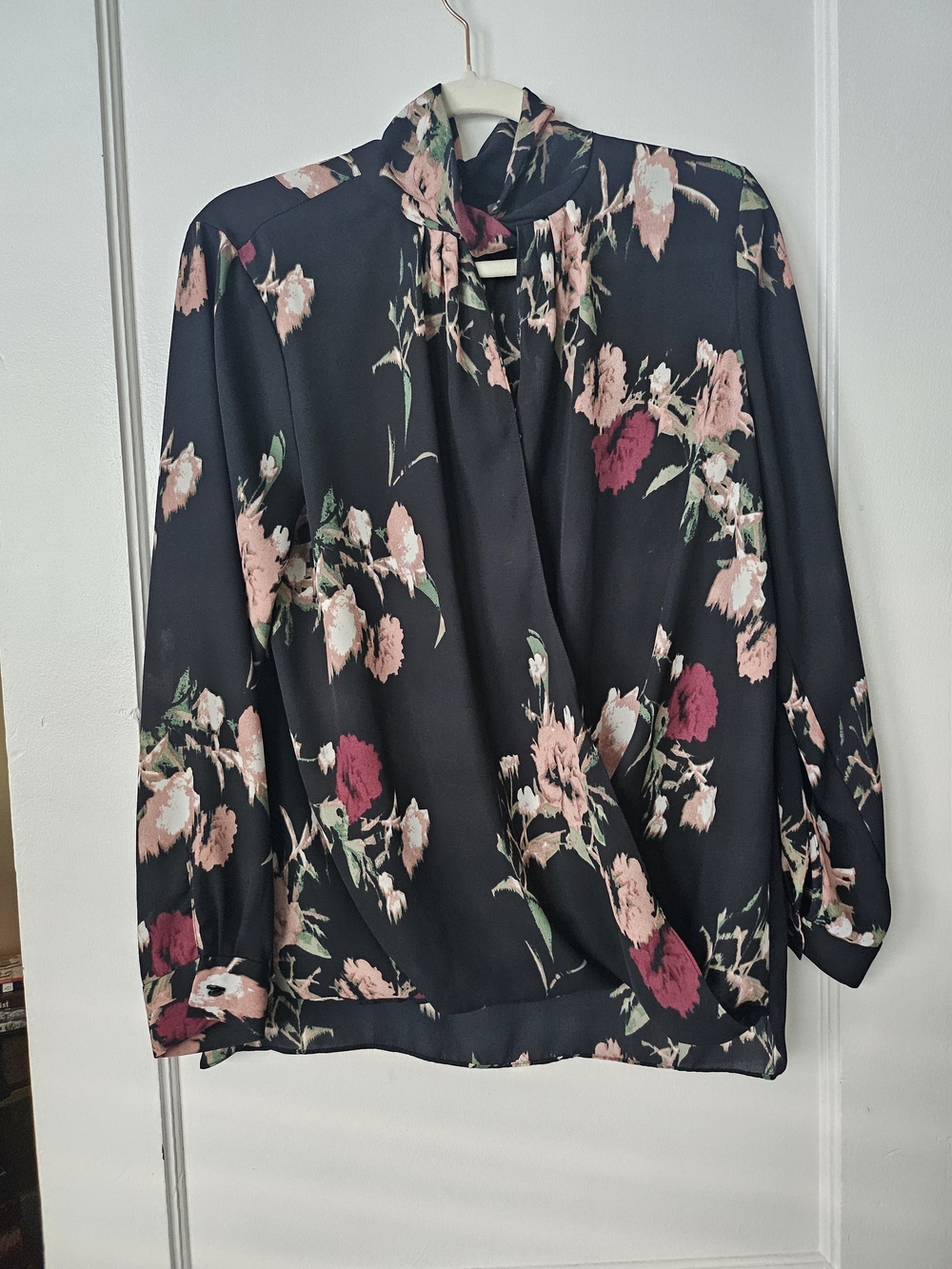 Vince Camuto Black Floral Faux-Wrap Blouse